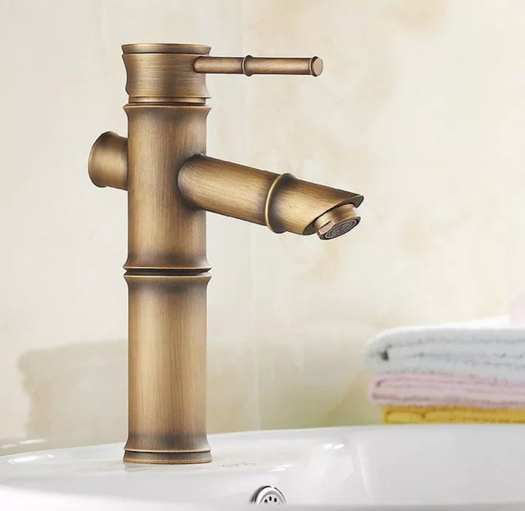 Baterie Lavoar Bronz Antichizat cu Design Bambus – Eleganță și Funcționalitate, VST22