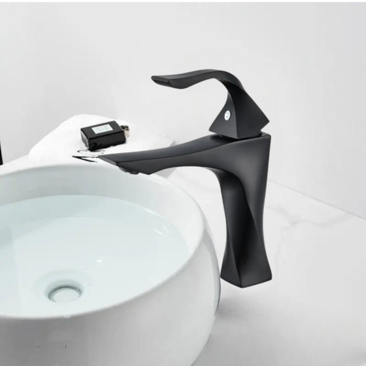 Baterie Lavoar Negru Mat - Design Modern și Elegant, VST1